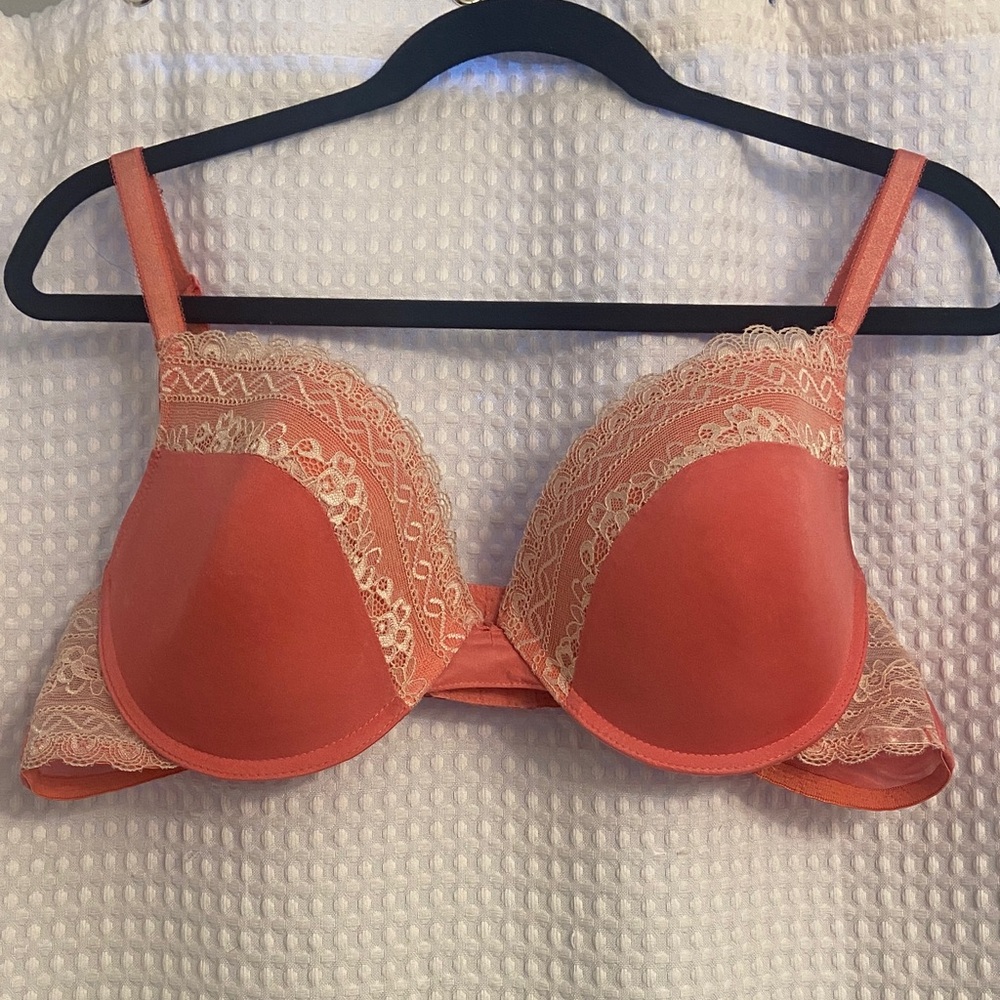 Jessica Simpson Coral Lace Bra